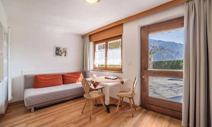 Saltusio Apartamento | Apartamento vacacional 'Camping Passeier Apfelblüte' con sauna, vistas a la montaña, jardín y Wi-Fi