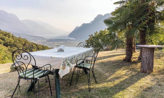 Arco Apartamento | Apartamento vacacional 'Casa Zanoni' con vistas al lago, jardín compartido, balcón y Wi-Fi