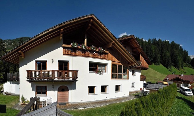 La Valle Apartamento | Apartamento vacacional "Ciasa Mirio Rit" con vistas a la montaña, Wi-Fi y balcón