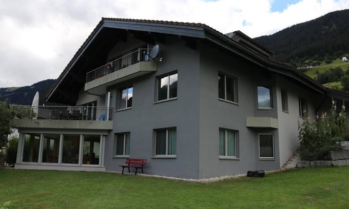 Sumvitg Apartamento | Apartamento de vacaciones Cumpadials para 1 - 5 personas con 2 dormitorios - Apartamento en casa uni
