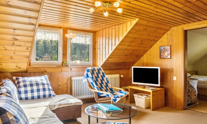 Hinterzarten Apartamento | Holiday Apartment 'Ferienwohnung Oberzarten' with Shared Garden & Wi-Fi