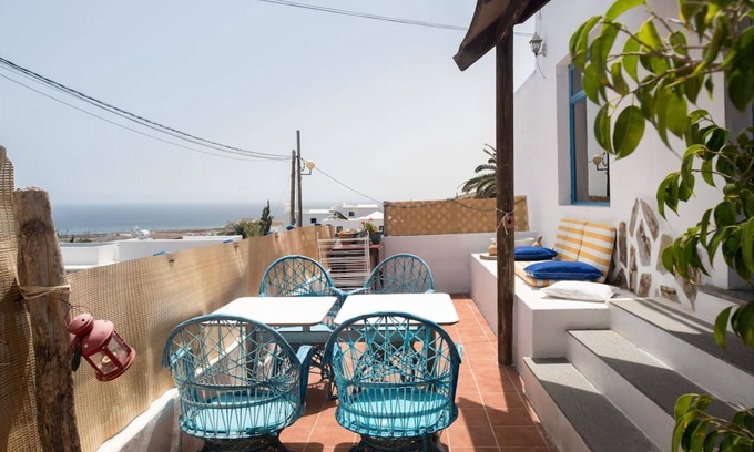 Tabayesco Apartamento | Apartamento "Casa Salitre" con vista al mar, Wi-Fi, terraza y jardín