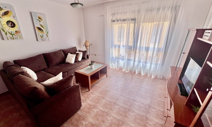 Gran Tarajal Apartamento | Apartamento vacacional "Las Palmeras" con Wi-Fi y aire acondicionado
