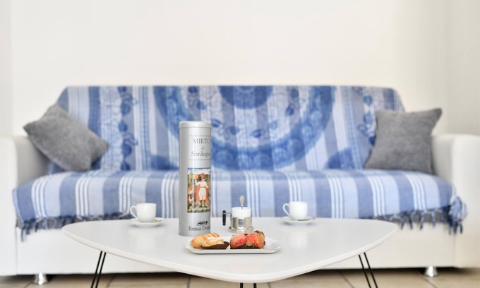 Villaputzu Apartamento | Apartamento vacacional Girasole con balcón y aire acondicionado