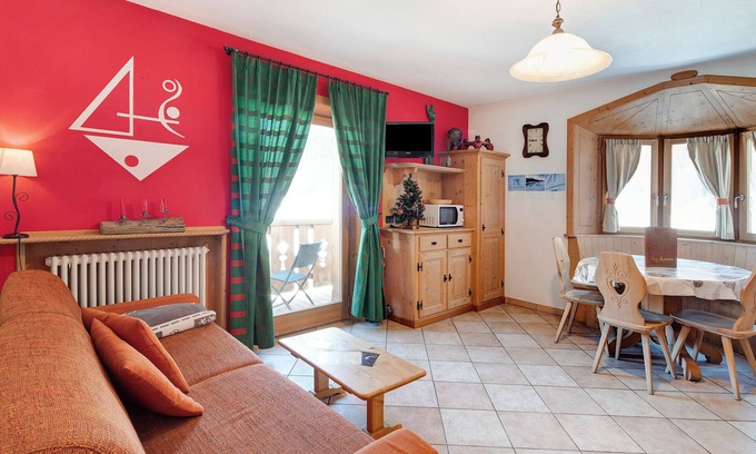 Livigno Apartamento | Apartamento vacacional 'Giotto Casa Cambra' con vistas a la montaña