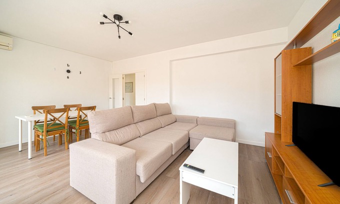 Villajoyosa Apartamento | Apartamento vacacional "Ideal en Villajoyosa" con balcón y Wi-Fi
