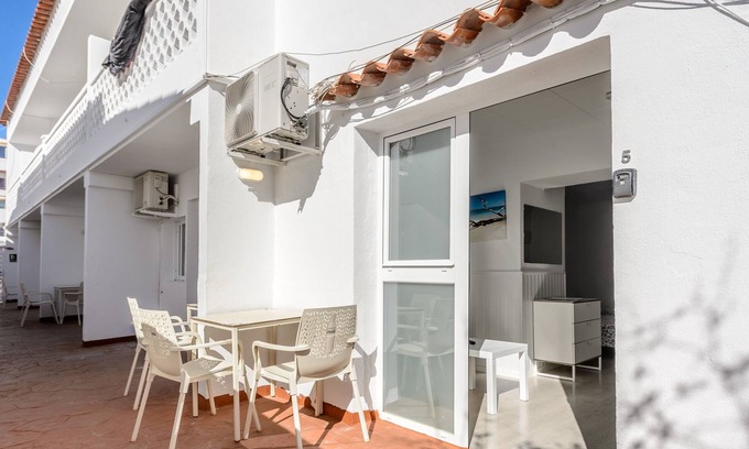 Es Canar Apartamento | Apartamento vacacional en un complejo bien mantenido con terraza