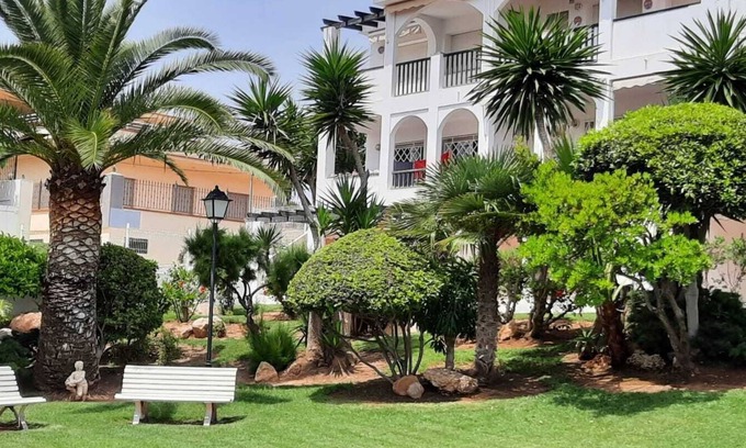 Vinaros Apartamento | Apartamento en una ubicación tranquila cerca de la playa y la ciudad