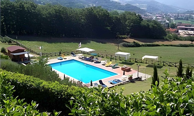 Dicomano Apartamento | Apartamento vacacional en un lugar de vacaciones