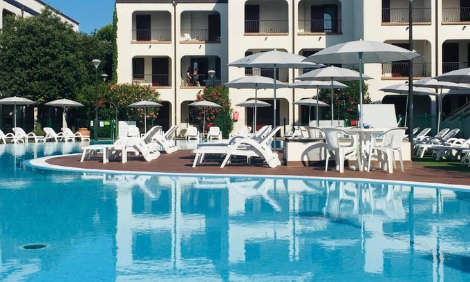 Lido di Spina Apartamento | Holiday apartment Lido di Spina for 1 - 8 persons with 3 bedrooms - Holiday apartment