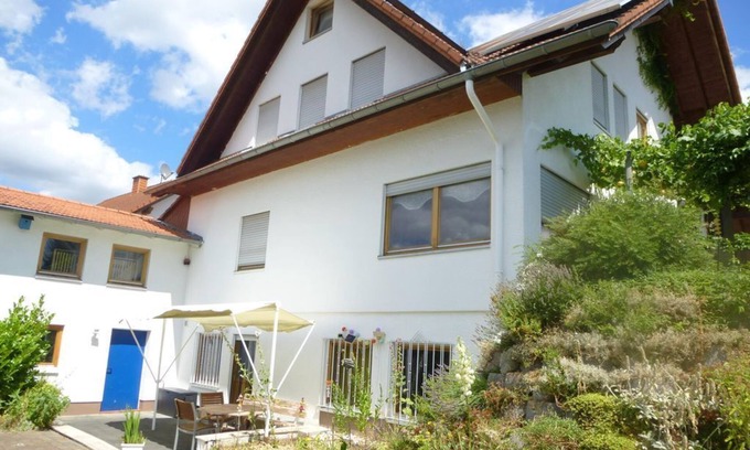 Saarburg Apartamento | Apartamento "Jung im Johannisborn" - Apartamento