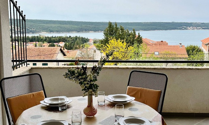 Gornji Karin Apartamento | Apartamento de vacaciones Karin para 1 - 5 personas con 2 dormitorios - Apartamento en casa unifamil