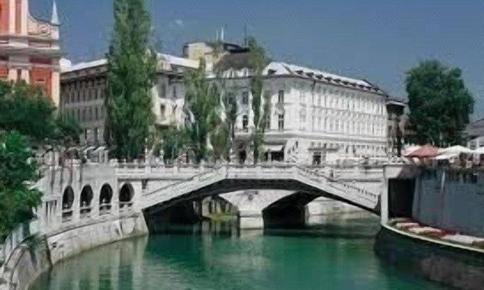 Bezigrad District Apartamento | Apartamento de vacaciones Liubliana para 2 - 4 personas con 2 dormitorios - Apartamento en casa unif