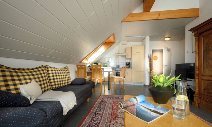 Schienen Apartamento | Apartamento vacacional "Mara" cerca del Lago de Constanza con Wi-Fi, terraza y jardín