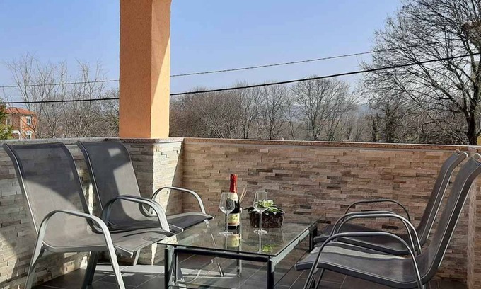 Sveti Anton Apartamento | Apartamento vacacional con terraza