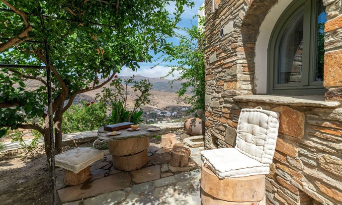 Megas Yialos-Nites Apartamento | Apartamento vacacional 'Casita de campo de la Sra. Kalis' con vistas a la montaña, jardín y Wi-Fi