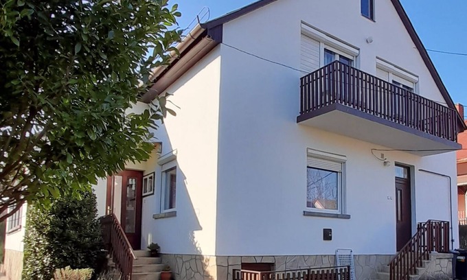 Zalakaros Apartamento | Apartamento vacacional cerca del centro con WLAN