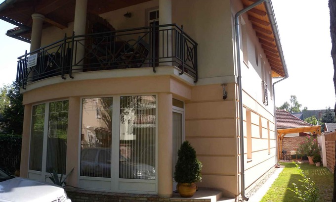Siofok Aranypart Apartamento | Apartamento vacacional cerca de la playa con wifi