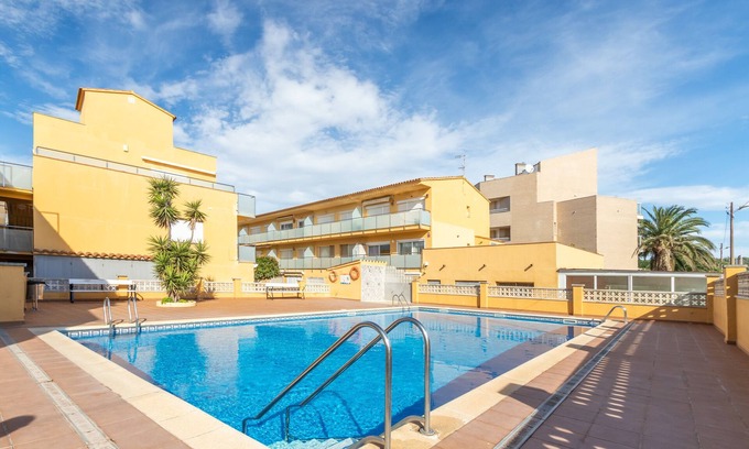 Els Griells Apartamento | Apartamento vacacional 'Noenil' con piscina y Wi-Fi
