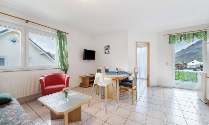 Thornich Apartamento | Apartamento 'Obelix' con vistas a la montaña, jardín privado y Wi-Fi