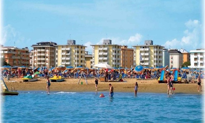 Bibione Lido dei Pini Apartamento | Apartamento vacacional en la playa