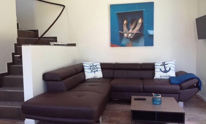 Tannenhausen Casa | Apartamento de vacaciones o Casa de vacaciones con playa privada en el lago en Aurich-Tannenhausen