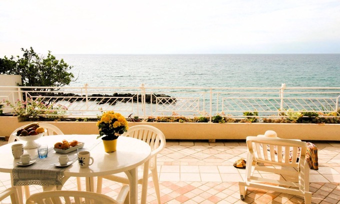 Pizzo Apartamento | Apartamento de vacaciones Pizzo para 1 - 6 personas con 3 dormitorios - Casa pareada