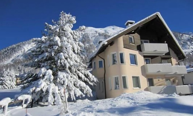 Pontresina Apartamento | Apartamento de vacaciones Pontresina para 1 - 3 personas con 1 dormitorio - Apartamento en casa unif