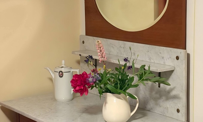 Jesberg Apartamento | Apartamento vacacional 'Prinzessinengarten' con terraza privada, jardín privado y Wi-Fi