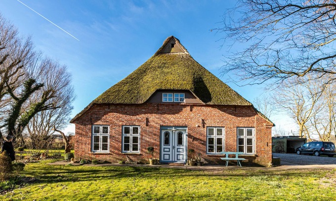 Norddeich Apartamento | Apartamento 'Reetdachhof Familie Dührsen' con terraza compartida, jardín compartido y Wi-Fi