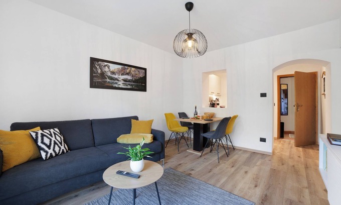 Rifiano Apartamento | Apartamento vacacional 'Riffl Anna' con vistas a la montaña, balcón y Wi-Fi