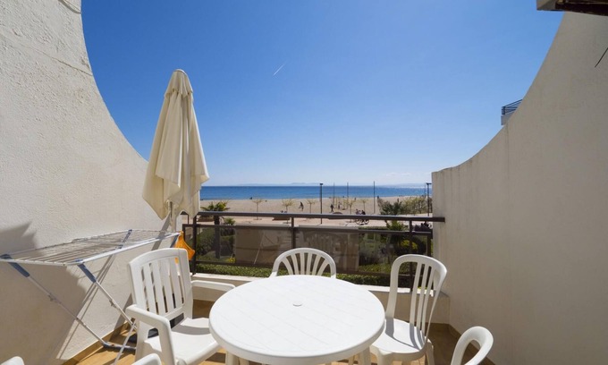 Santa Margarida Apartamento | Holiday apartment Roses for 1 - 6 persons with 2 bedrooms - Holiday apartment