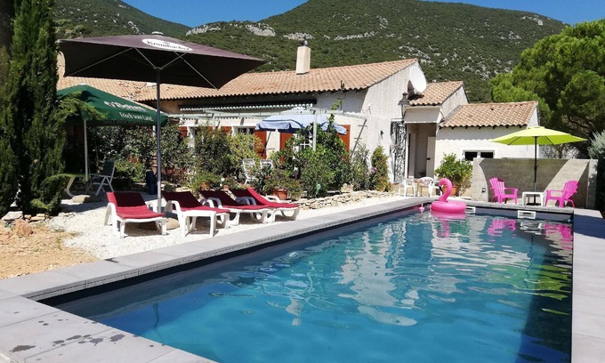 Rustrel Apartamento | Apartamento de vacaciones Rustrel para 1 - 4 personas con 2 dormitorios - Casa pareada