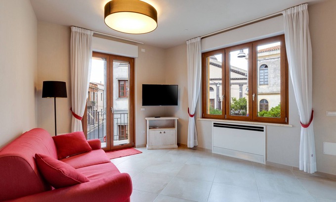 Seneghe Apartamento | Apartamento vacacional "Salaris Laura" con vistas a la montaña, terraza privada y Wi-Fi