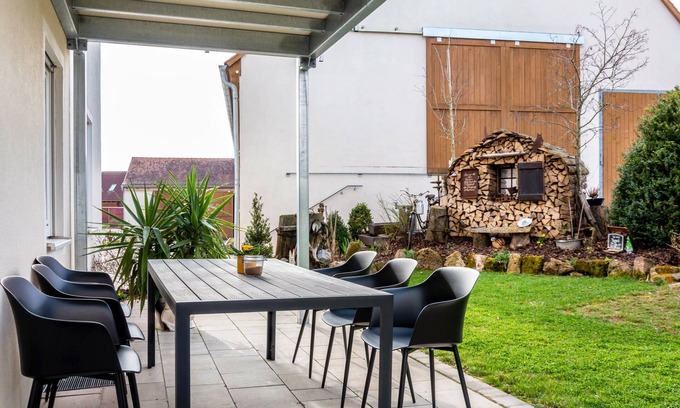 Merkendorf Apartamento | Apartamento 'Sonnenterrasse' con terraza privada, jardín privado y Wi-Fi