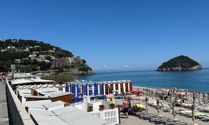 Torre del Mare Apartamento | Apartamento de vacaciones Spotorno para 1 - 4 personas con 2 dormitorios - Apartamento en casa unifa