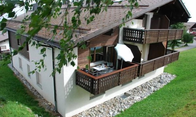 Tavanasa Apartamento | Apartamento de vacaciones Surcuolm (Obersaxen) para 1 - 6 personas con 2 dormitorios - Apartamento