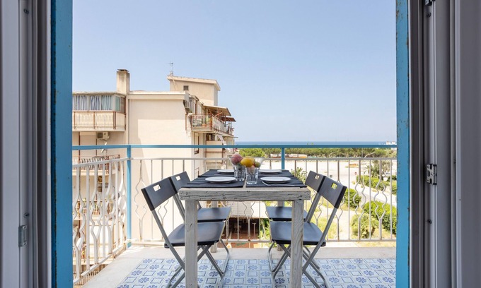 Capaci Apartamento | Apartamento vacacional "La vista al mar" cerca de la playa con 2 balcones y Wi-Fi
