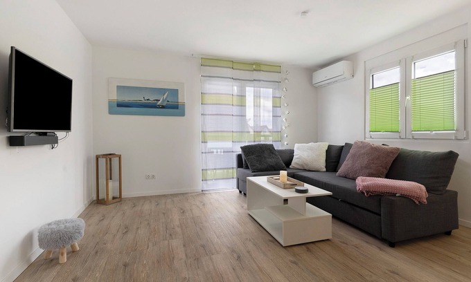 Heiligenzell Apartamento | Apartamento en la planta superior con jardín privado, Wi-Fi y aire acondicionado