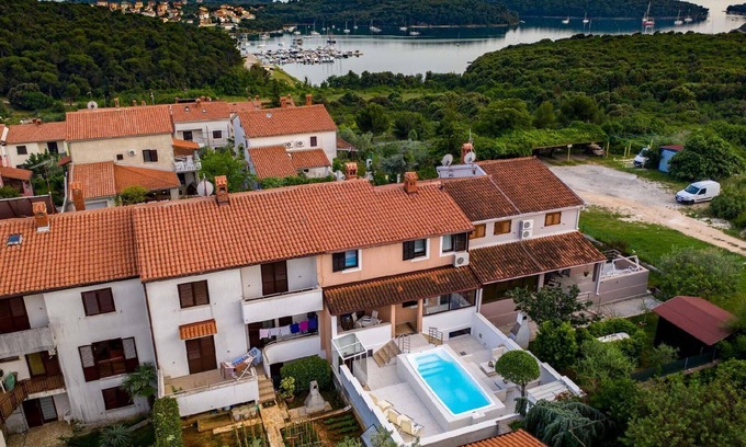 Vinkuran Apartamento | Apartamento de vacaciones Vinkuran para 1 - 6 personas con 3 dormitorios - Apartamento en casa unifa