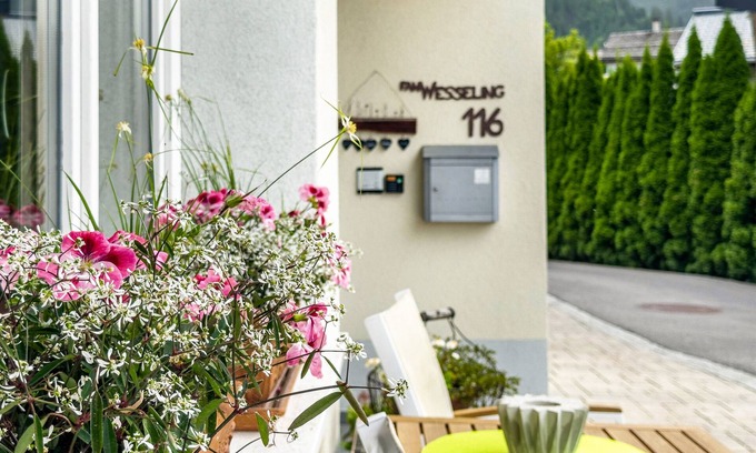 Fontanella Apartamento | Apartamento vacacional "Wesseling" con vistas a la montaña, terraza privada y Wi-Fi