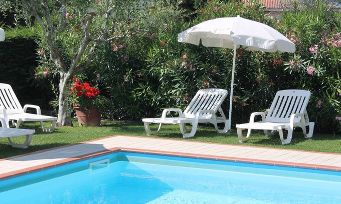 Lazise Apartamento | Apartamento vacacional mit Aussenpool und Wlan