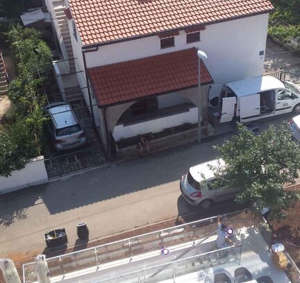 Vodice Apartamento | Holiday apartment with balcony and air conditioning