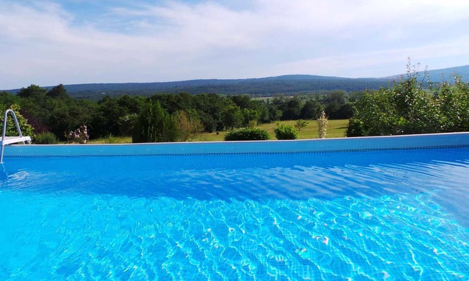 Krsan Apartamento | Apartamento vacacional con piscina y barbacoa