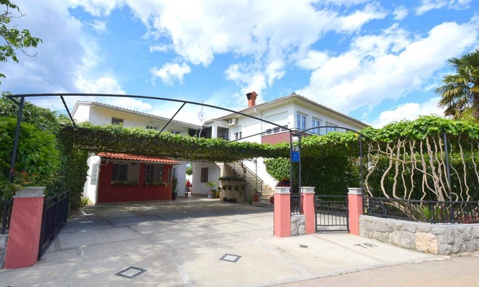 Sveti Anton Apartamento | Apartamento vacacional con terraza
