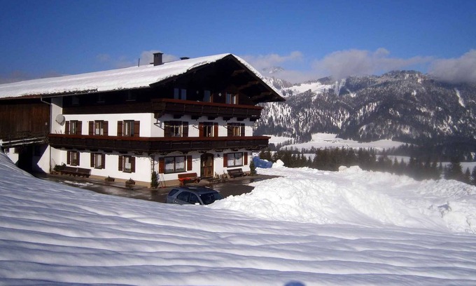Koessen Apartamento | Apartamento vacacional con vistas a la montaña y calefacción