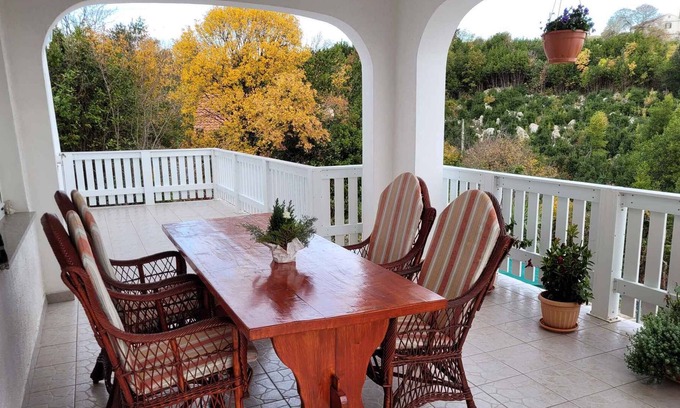 Plomin Apartamento | Holiday apartment with pool