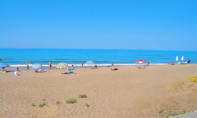 Agios Gordios Casa | Holiday Apartment "yannis" on the Beach of Agios Gordios in Corfu