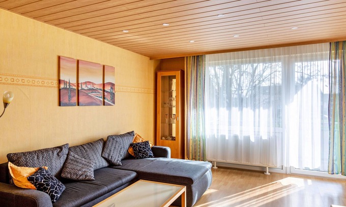 Mainz-Bingen Apartamento | Apartamento vacacional "Zum Rochusberg 2" con balcón y Wi-Fi