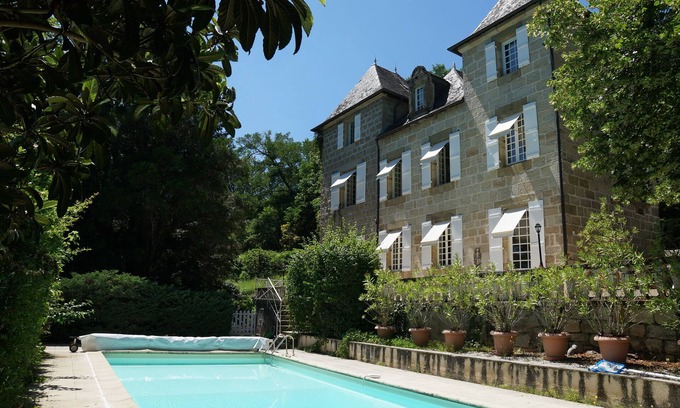 Brive-la-Gaillarde Otro | Mansión de vacaciones en albergue adicional en la Dordoña - ideal para familias y grupos